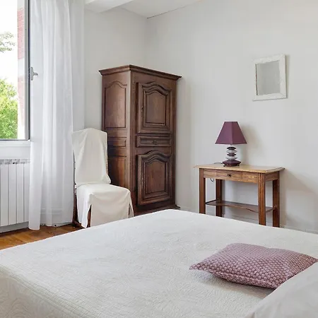 D'hotes Vignolo 3* Pontiacq-Viellepinte