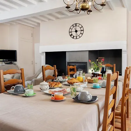 D'hotes Vignolo Bed and Breakfast Pontiacq-Viellepinte
